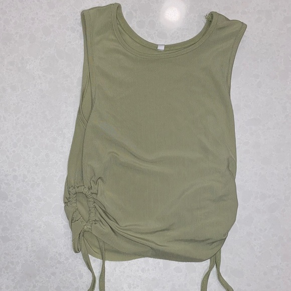 Shein crop top xs - Picture 2 of 2